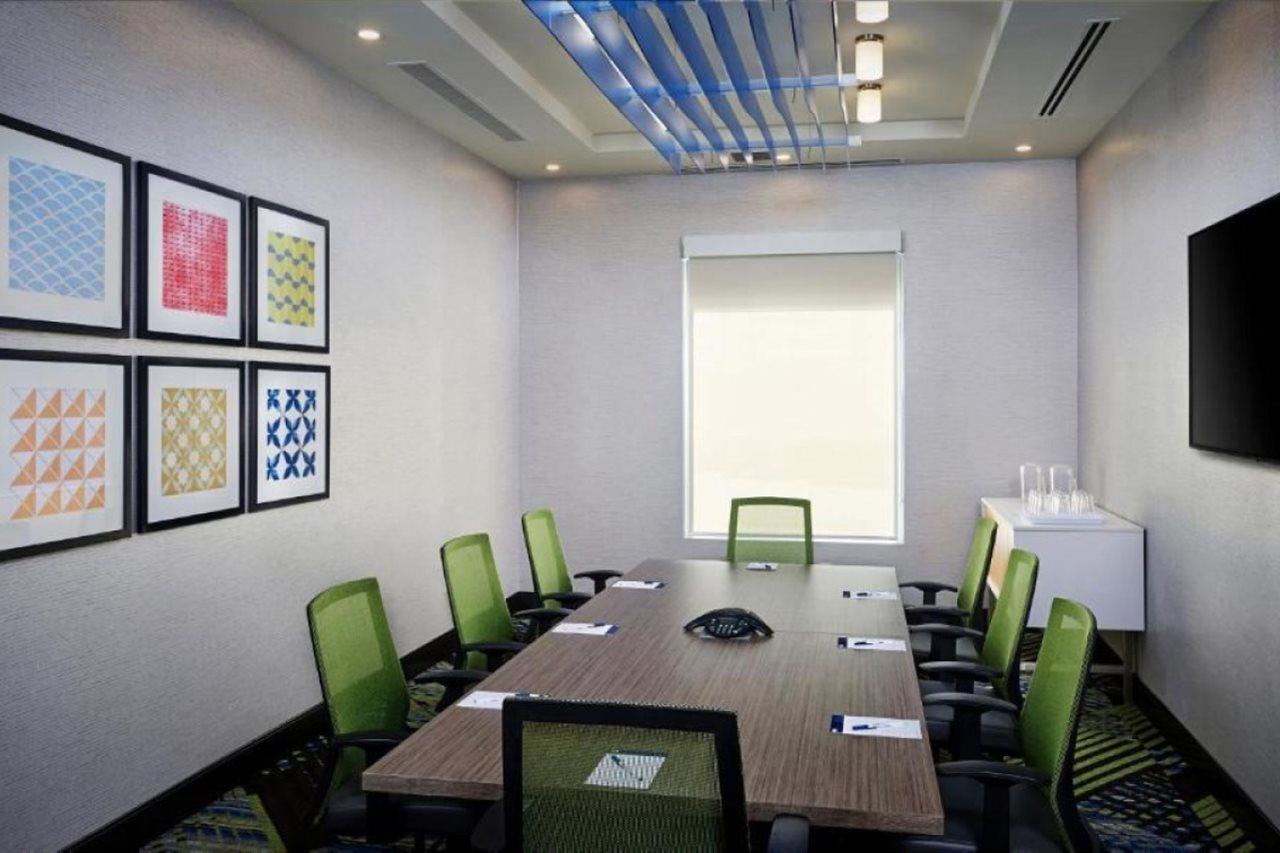 Holiday Inn Express - Sarnia - Point Edward By Ihg Buitenkant foto